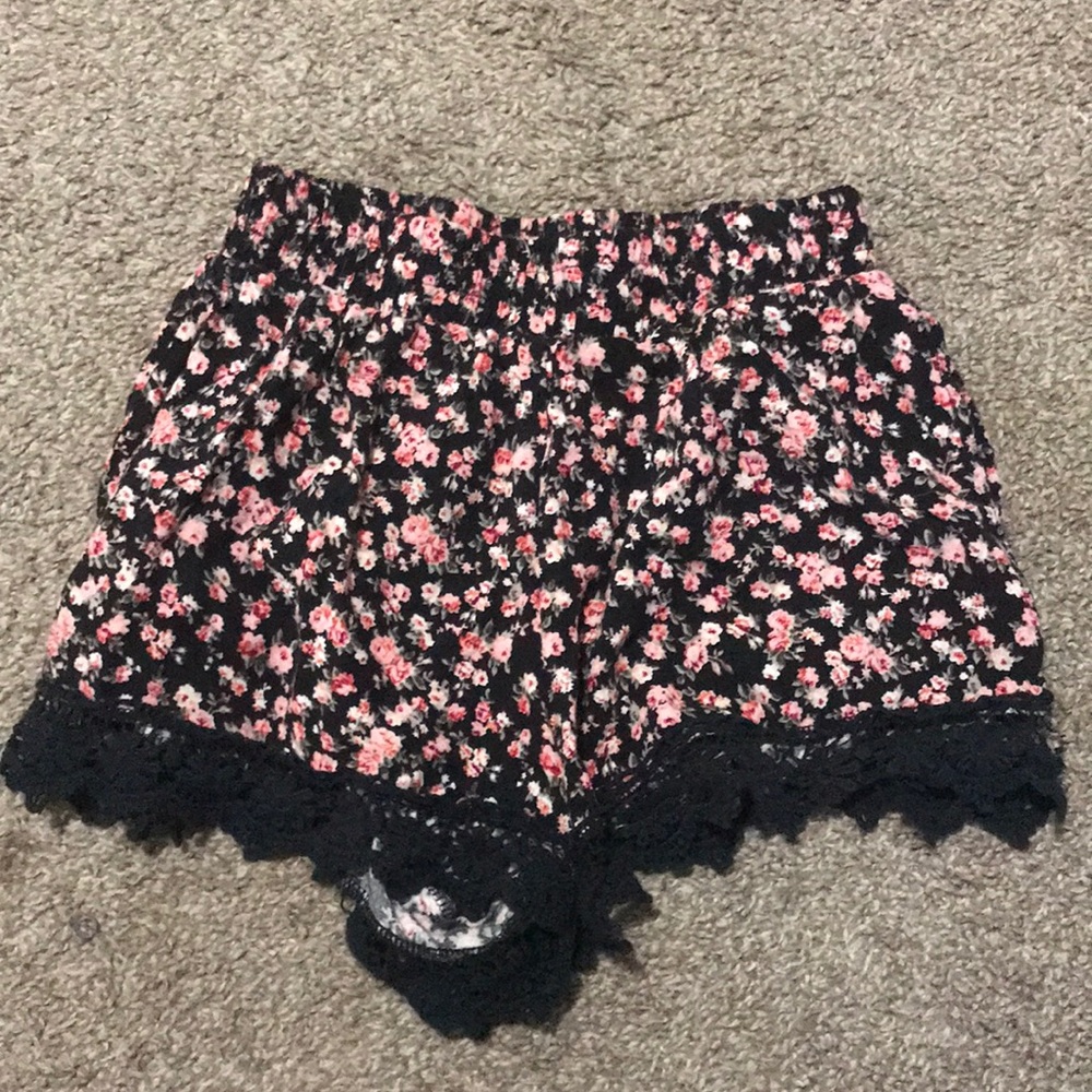 Cute floral shorts